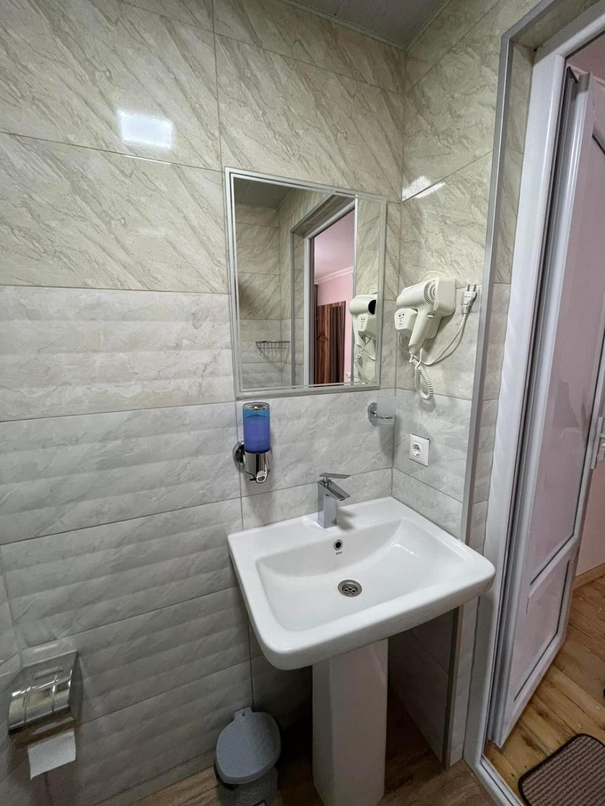 Polaris Kazbegi Hotel ภายนอก รูปภาพ