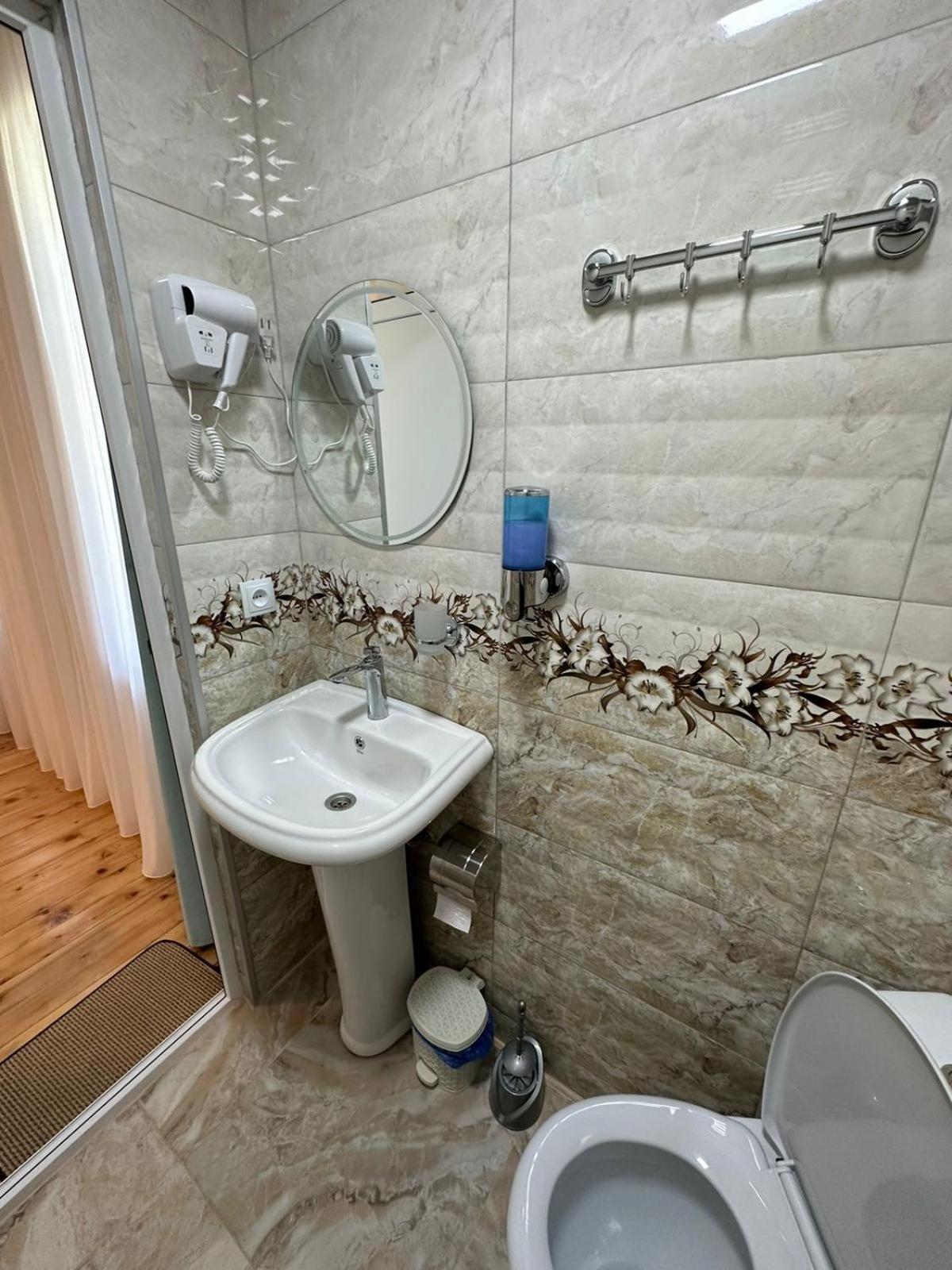 Polaris Kazbegi Hotel ภายนอก รูปภาพ