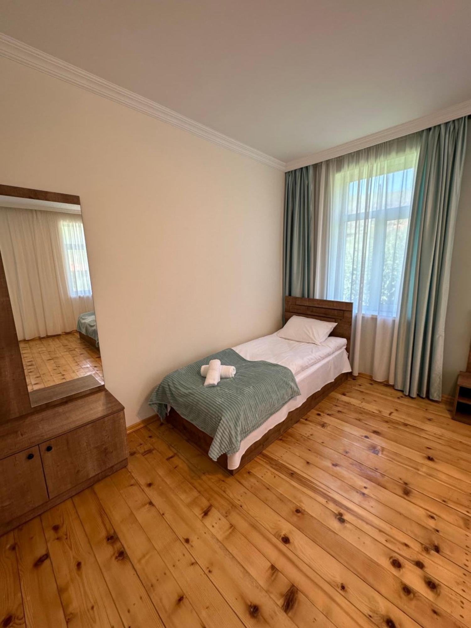 Polaris Kazbegi Hotel ภายนอก รูปภาพ